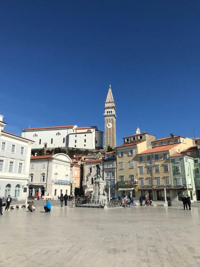 Guest House - Pocitniska Hiska V Fiesi, Piran Zewnętrze zdjęcie